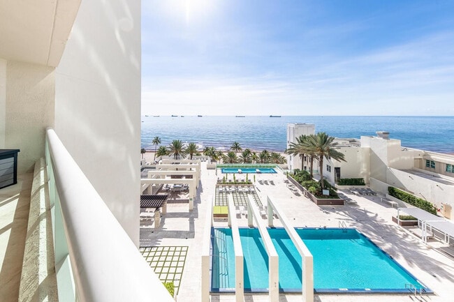 Foto del edificio - 101 S Fort Lauderdale Beach Blvd