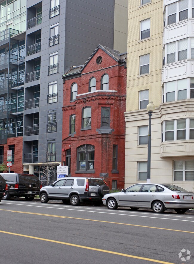 Building Photo - 1123 11th St NW