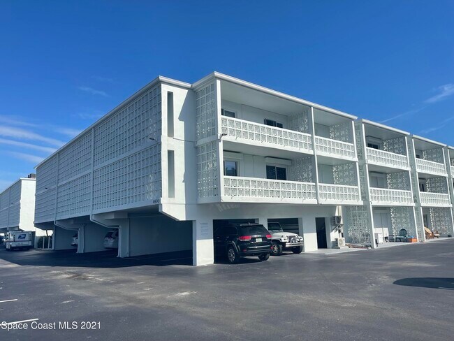 Foto del edificio - 4800 Ocean Beach Blvd