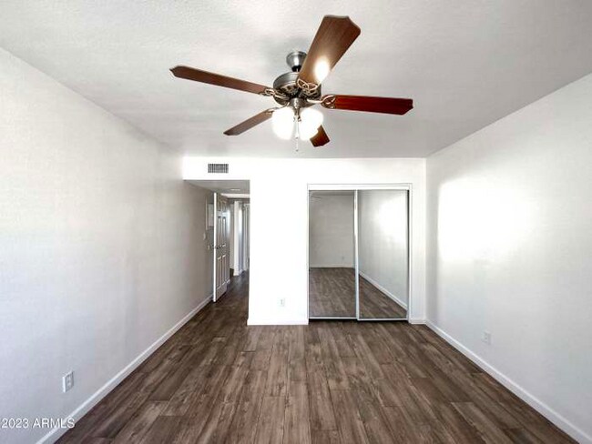 Foto del edificio - 985 N Granite Reef Rd