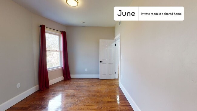Foto del edificio - Room in Shared 4 bed/2 bath home