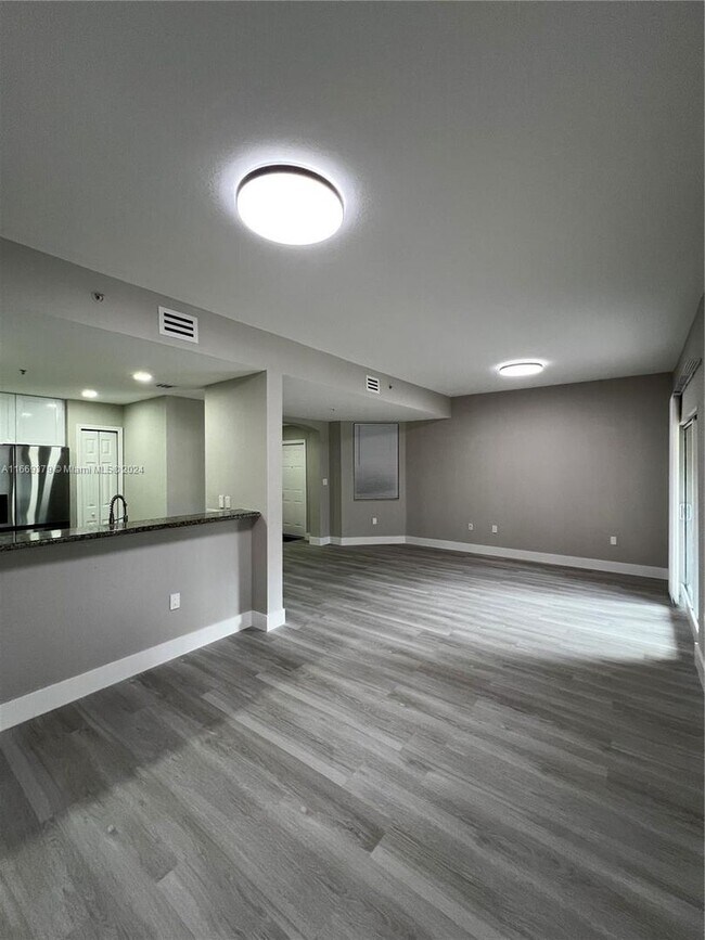 Building Photo - 11201 NW 83rd St