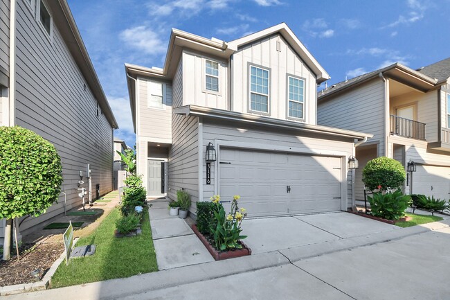Building Photo - 3116 Dakota Falls Dr