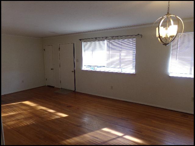 Foto del edificio - 408 Pickwick Ln