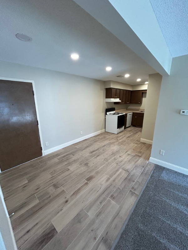 Building Photo - 7100 Van Dorn St