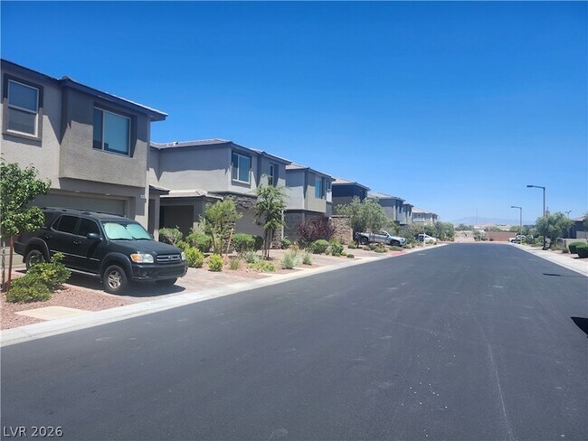 Foto del edificio - 4163 Peaceful Meadow St