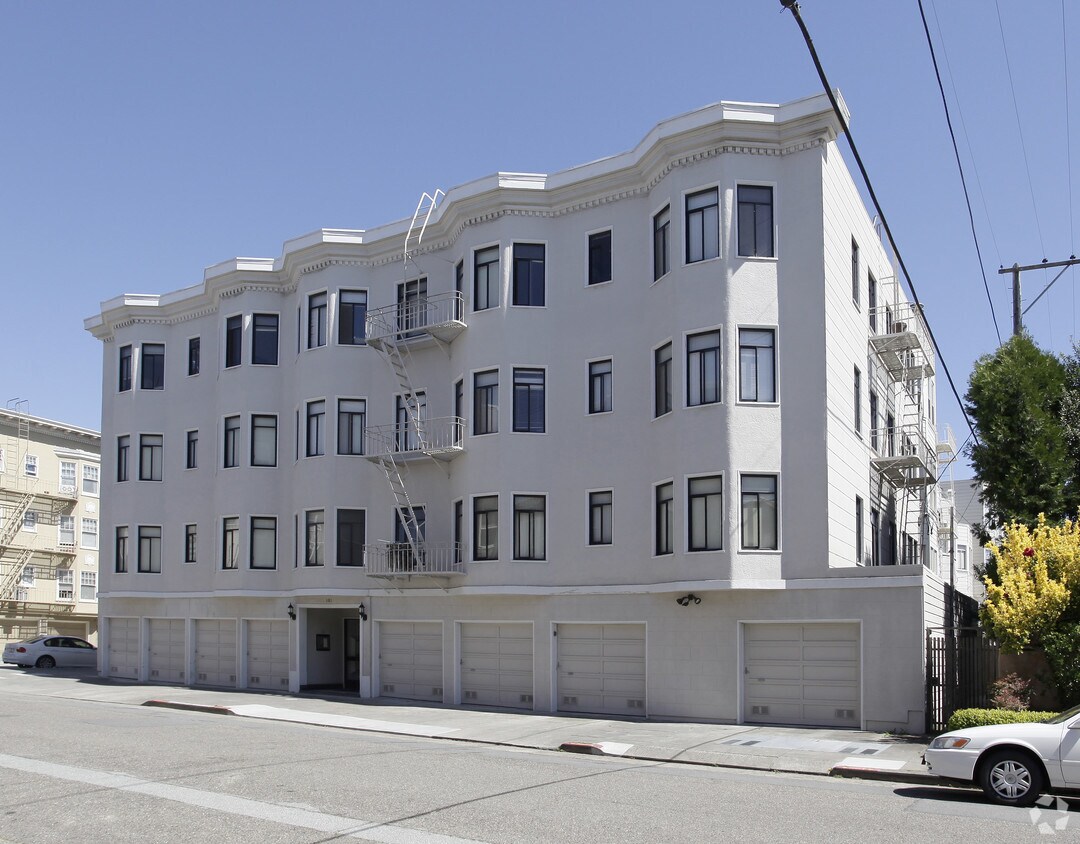 Building Photo - 101 Capra Way