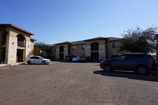 Building Photo - 9805 Sterling Loop