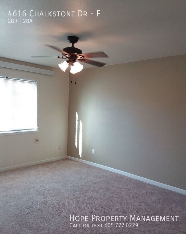 Foto del edificio - 4616 Chalkstone Dr