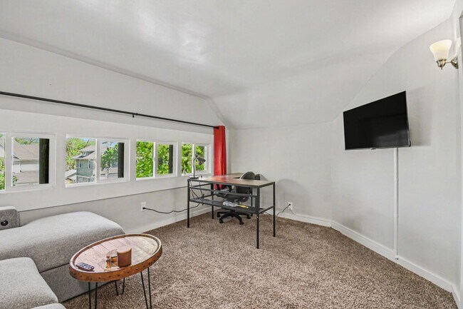 Foto del edificio - 1412 Sherman St SE