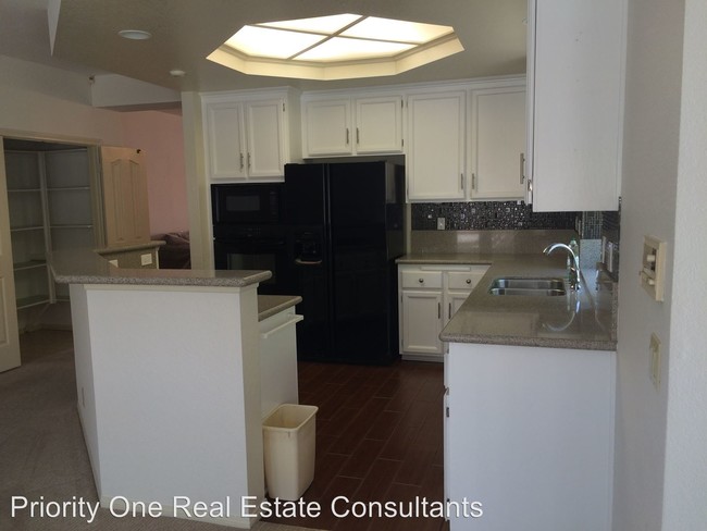 Building Photo - 10705 Mira Lago Ter