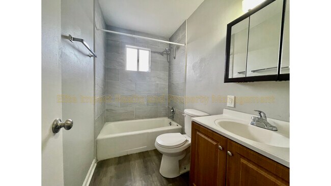 Foto del edificio - 301 W Helen St