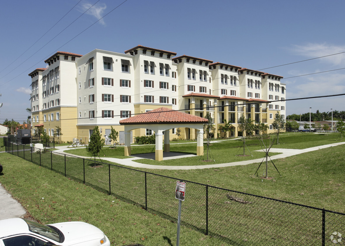 Building Photo - Lil’ Abner Apartments I