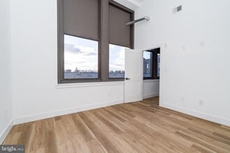 Building Photo - 2700 E Auburn St