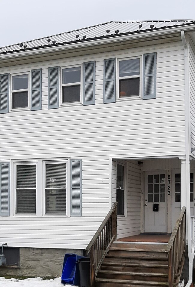 Building Photo - 2723 Maple Ave