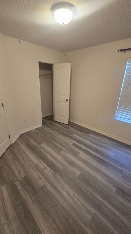 Building Photo - 1832 SW Cameo Blvd