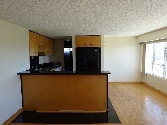 Foto del edificio - 2525 Date St