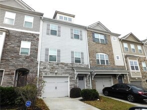 Building Photo - 887 Society Cir