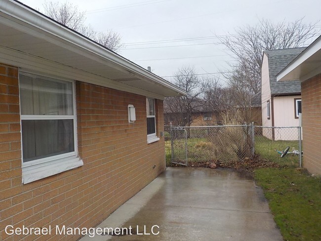 Building Photo - 3109 Cherokee Ave