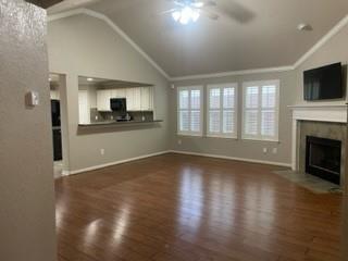 Foto del edificio - 2025 Creek Shore Ln