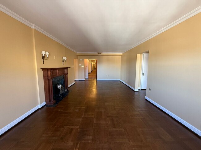 Interior Photo - The Royal York Apartments