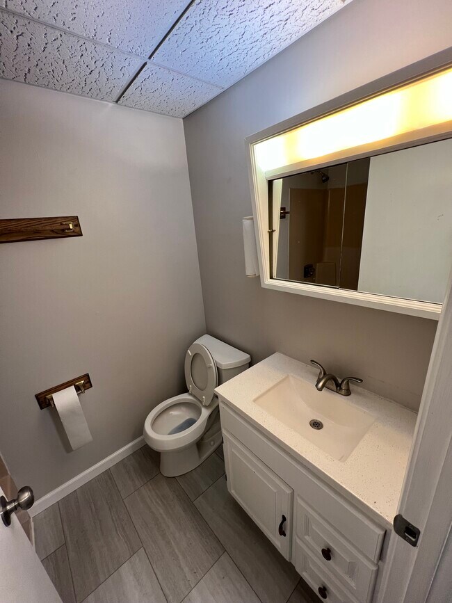 Building Photo - 27 Baltic Ave