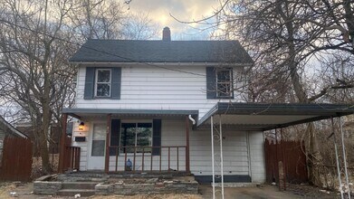 Building Photo - 82 Nickel St