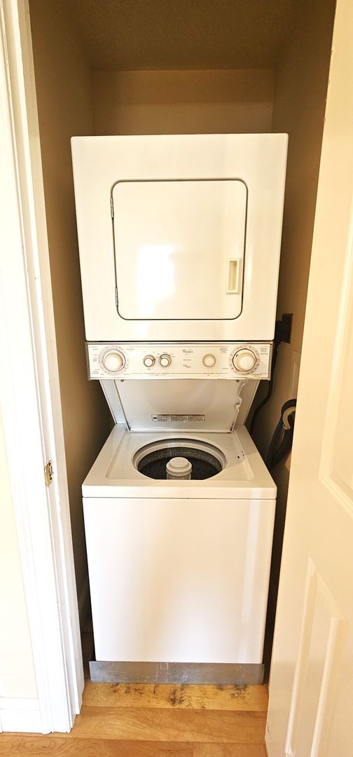 Foto del edificio - 51 N Champlain St