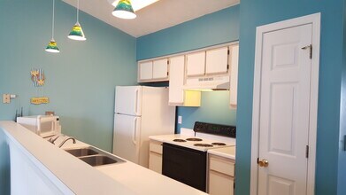 Building Photo - 604 Waterway Village Blvd