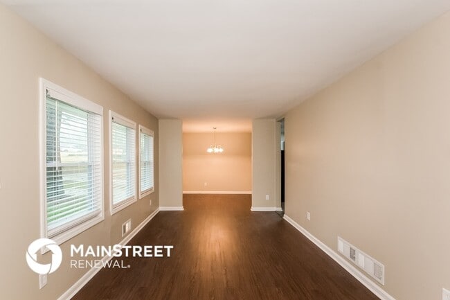 Building Photo - 261 Hermer Cir NW