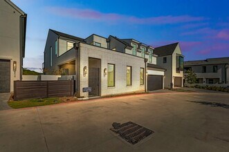 Building Photo - 6802 Adeline Wy