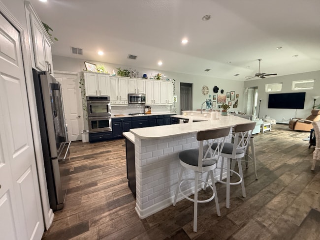 Foto del edificio - 4968 Bridgehampton Blvd