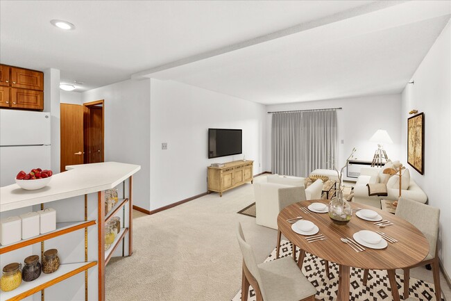 Building Photo - Fairway Meadows