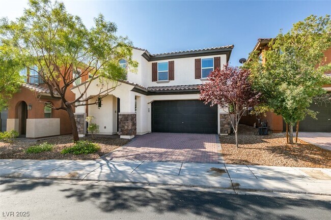 Foto del edificio - 8039 Kemblefield Ave