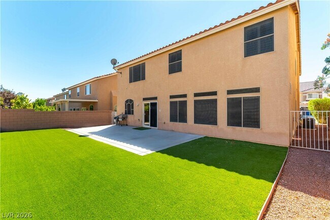 Foto del edificio - 5800 Collier Falls Ave