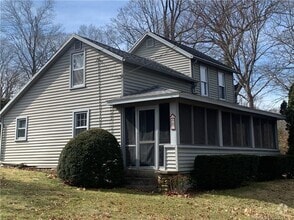 Building Photo - 39 Damascus Rd