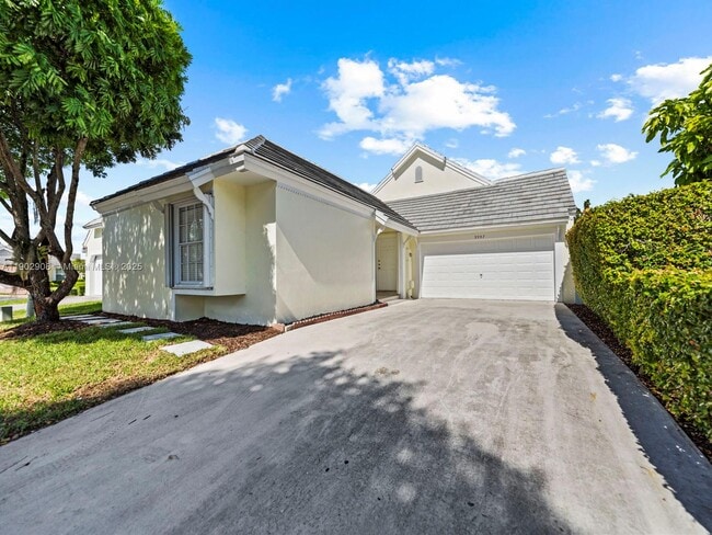 Foto del edificio - 9947 NW 47th Terrace