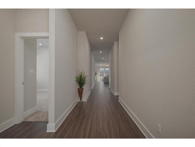 Building Photo - 109 Stonewood Ln
