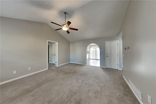 Building Photo - 161 Bentley Pkwy