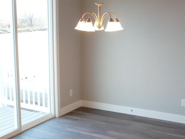 Foto del edificio - 2039 W Fairway Ln