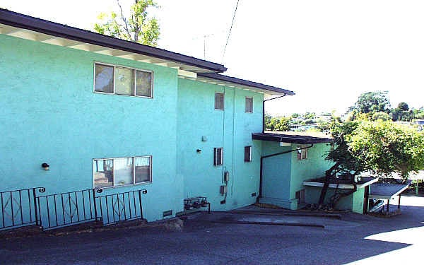 Building Photo - 49-51 Valencia Ave
