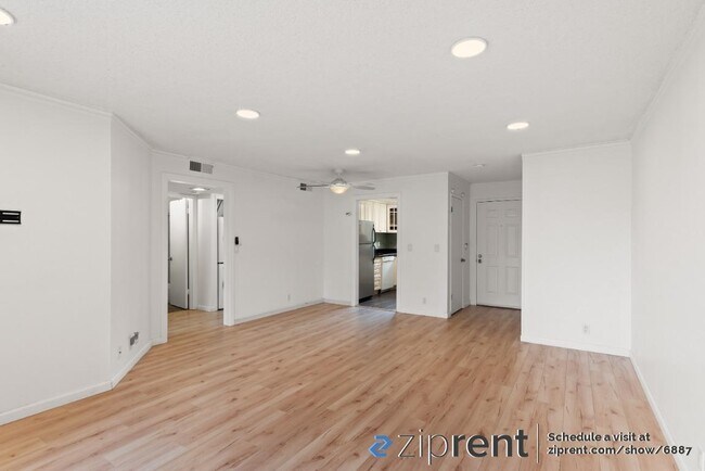 Foto del edificio - 3152 Kimber Ct
