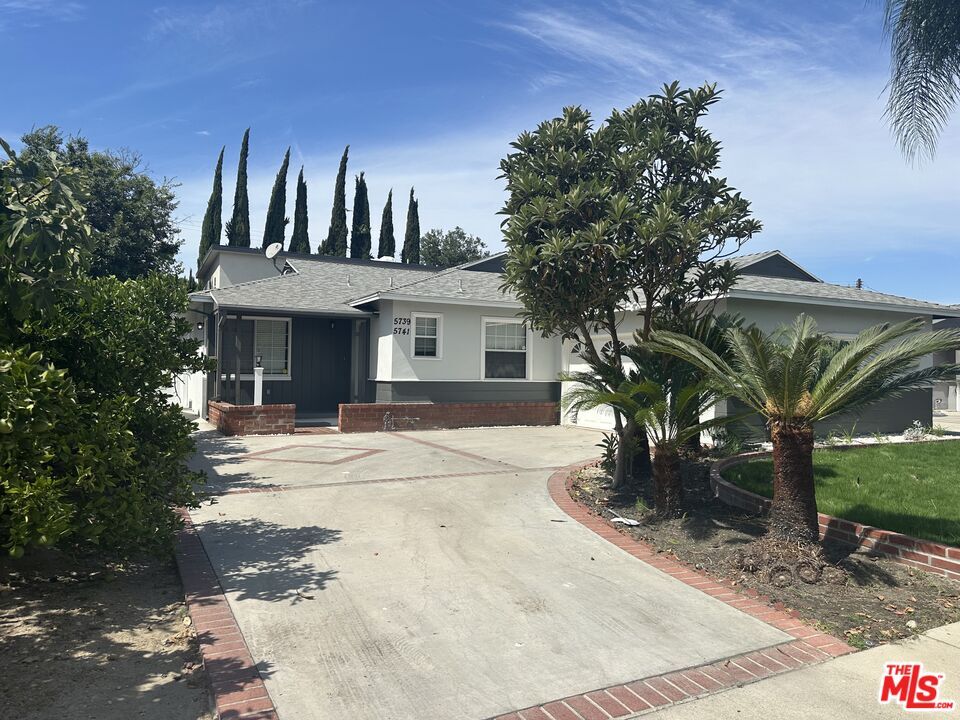 Primary Photo - 5739 Simpson Ave