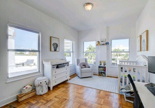 Foto del edificio - 4035 N Meridian Ave