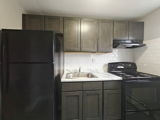 Photo - 308 Main St Apartment