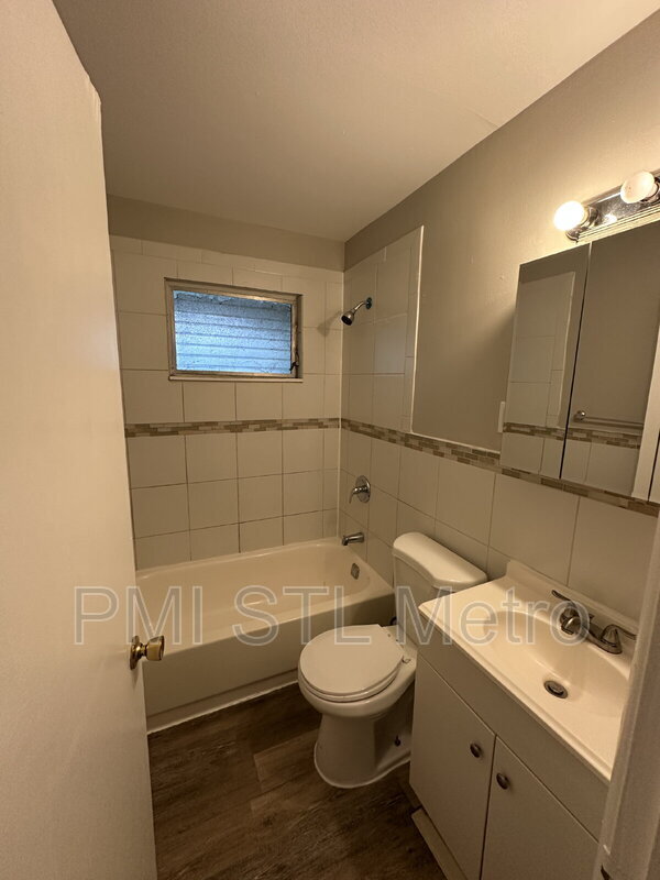 Foto del edificio - 10528 Durness Dr