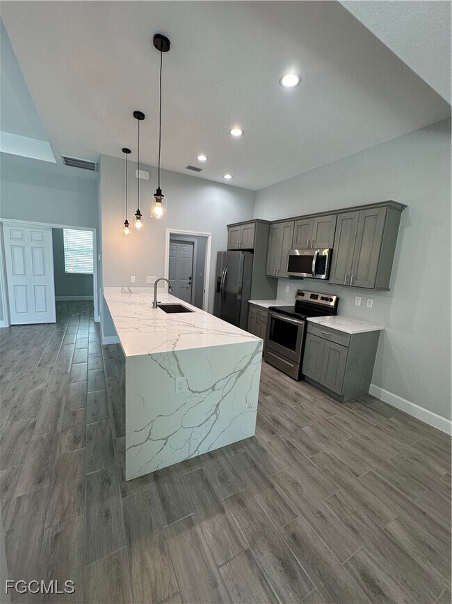 Foto del edificio - 314 NW 16th Pl