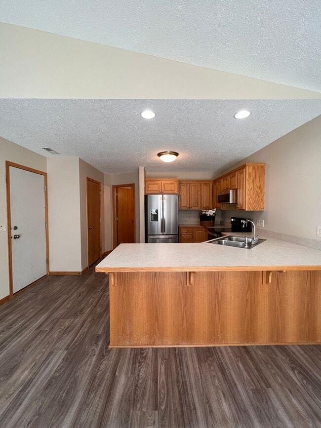 Foto del edificio - 938 E 6th St