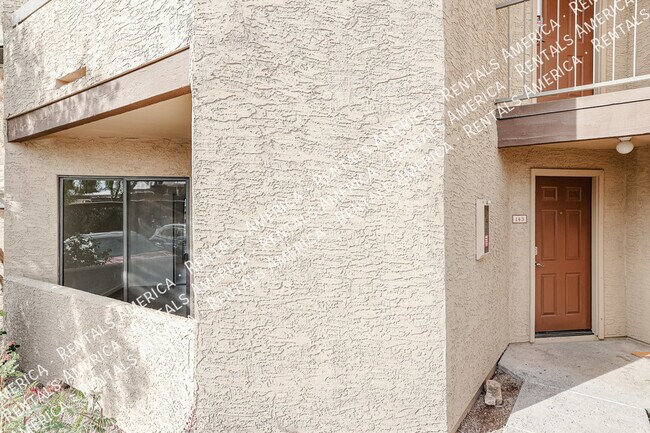 Building Photo - Condo In Papago Ridge!!