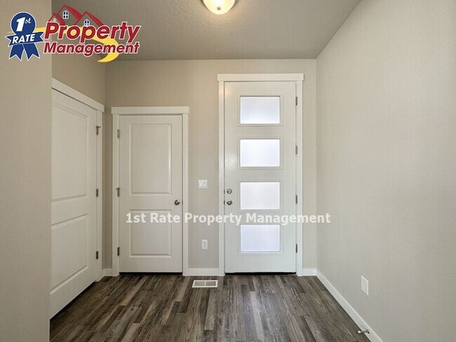 Foto del edificio - 439 N Traquair Ln